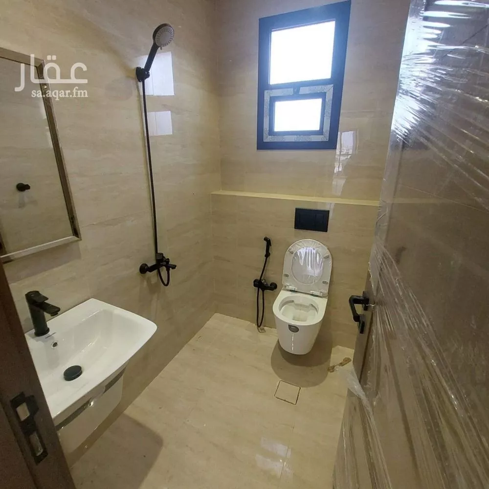 5 bedroom villa in Al Narjis 12