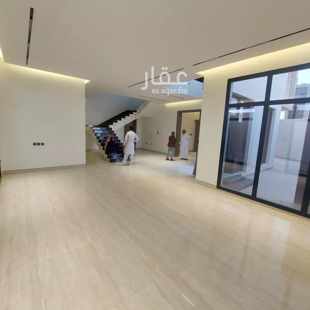 5 bedroom villa in Al Narjis 16