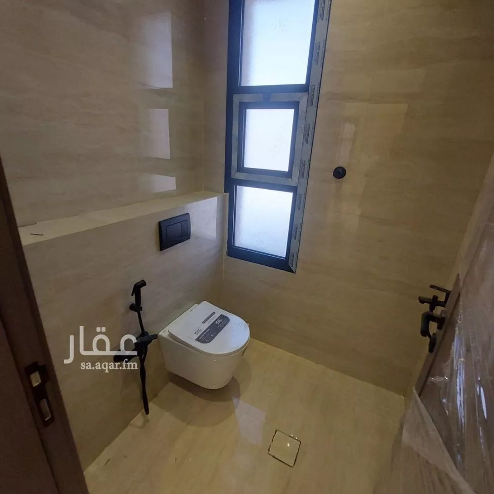 5 bedroom villa in Al Narjis 22