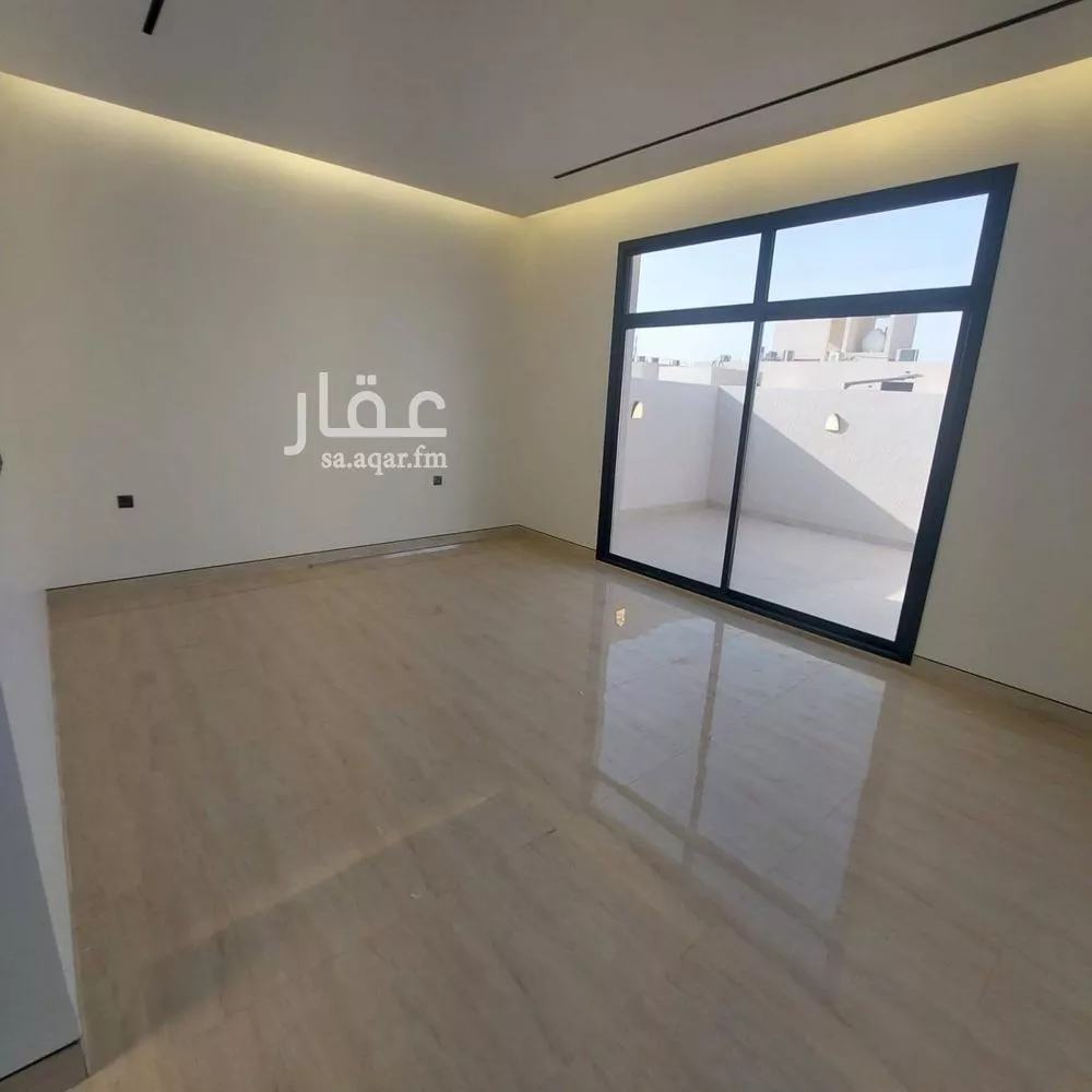5 bedroom villa in Al Narjis 8