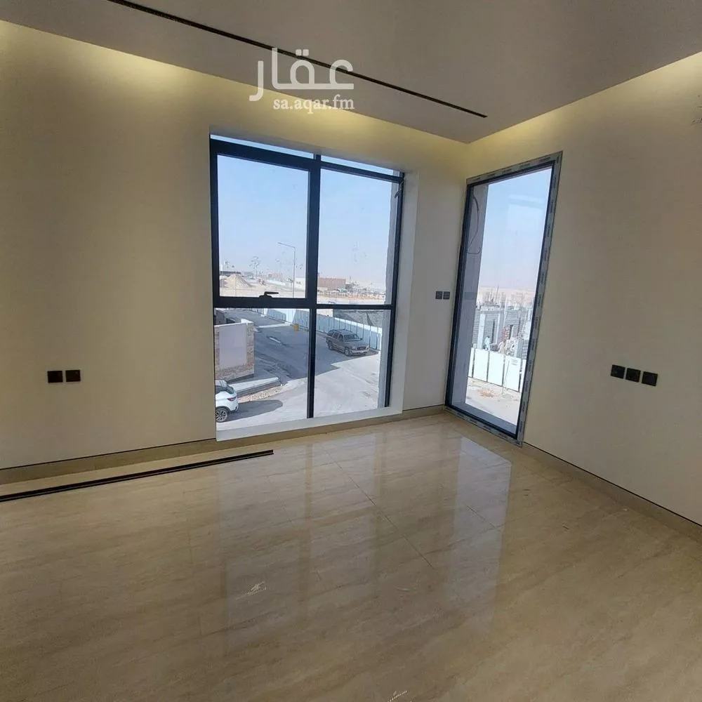 5 bedroom villa in Al Narjis 10
