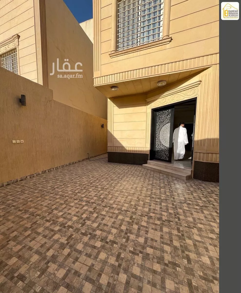 6 bedroom villa in Al Narjis 4