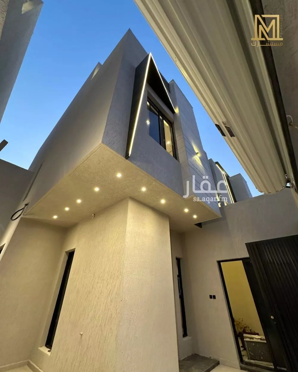 6 bedroom villa in Al Uraija Al Gharbiyah 2