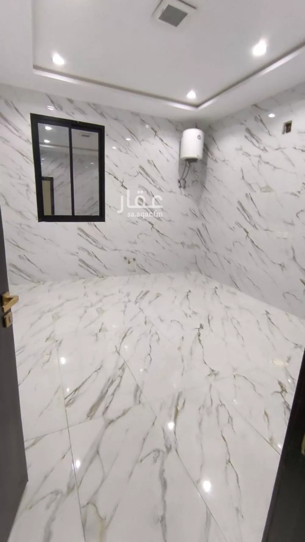 5 bedroom villa in Al Uraija 16