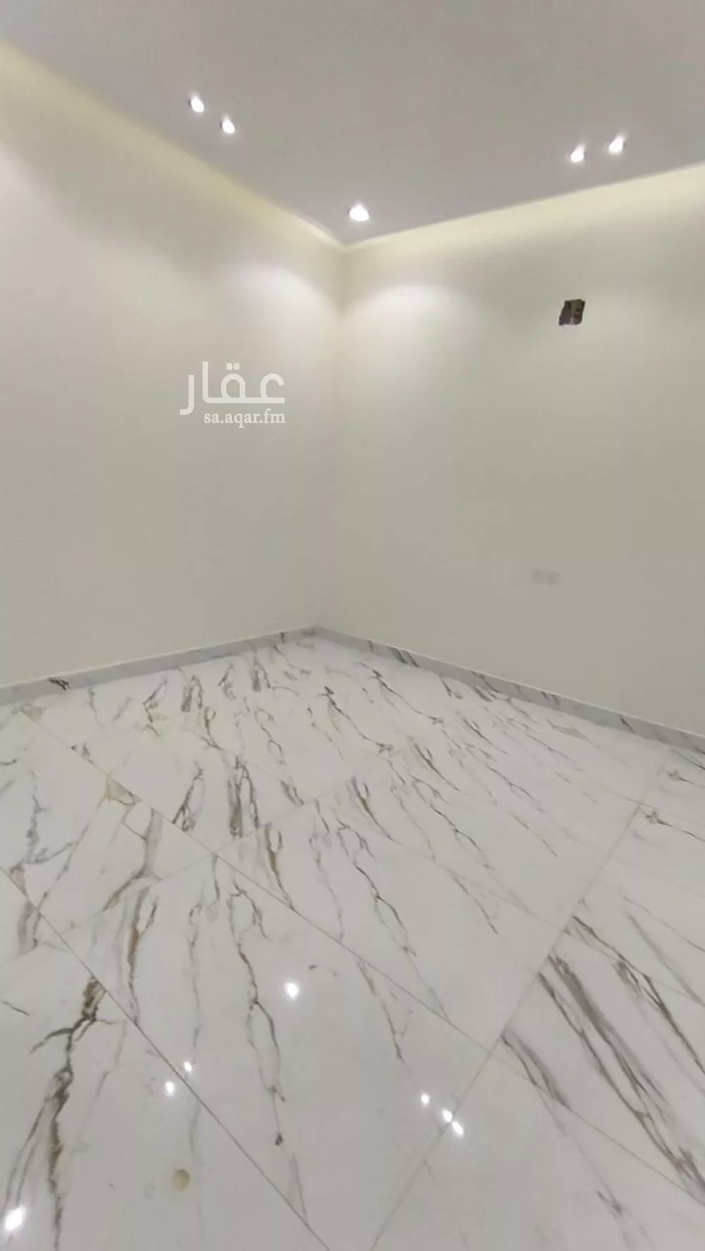 5 bedroom villa in Al Uraija 5