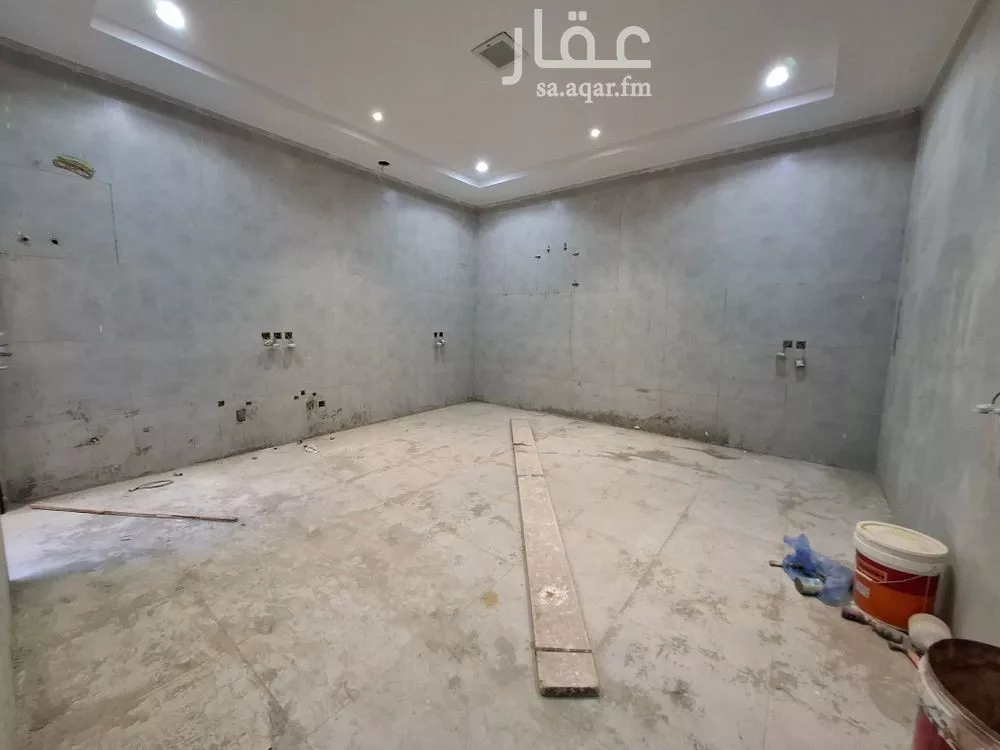 5 bedroom villa in An Nadhim 7
