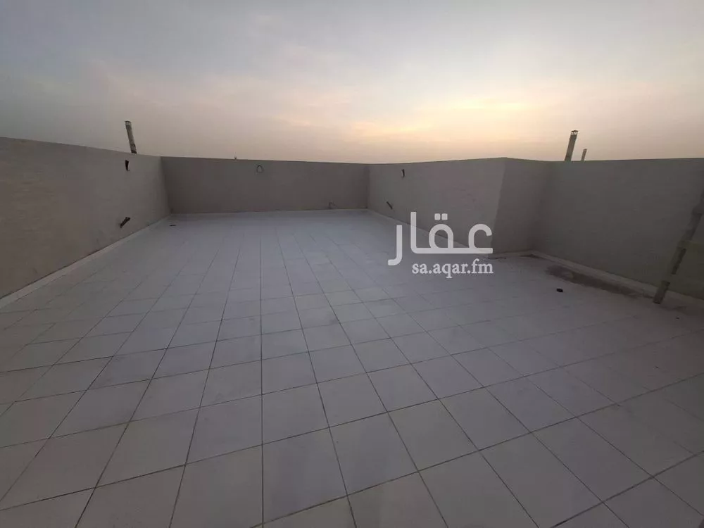 فيلا 5 غرف في السعادة 17