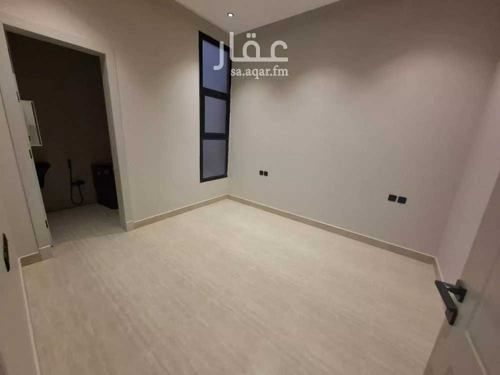 فيلا 5 غرف في السعادة 9