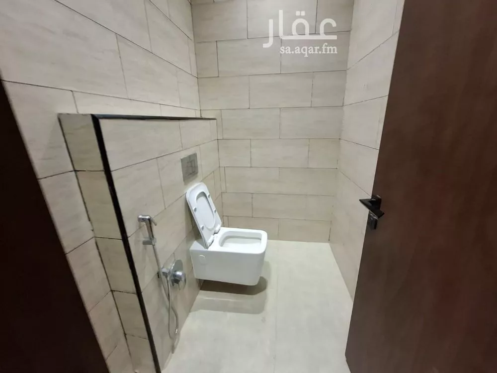 7 bedroom villa in Qurtubah 9