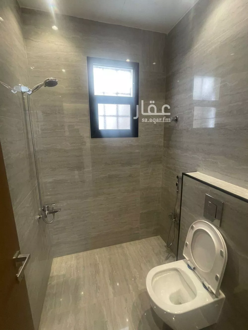 5 bedroom villa in Al Rimal 15