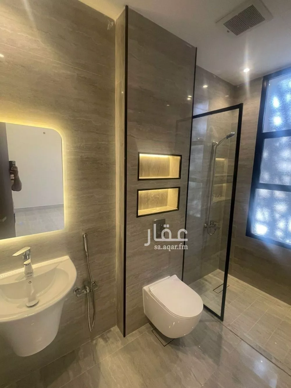 5 bedroom villa in Al Rimal 21