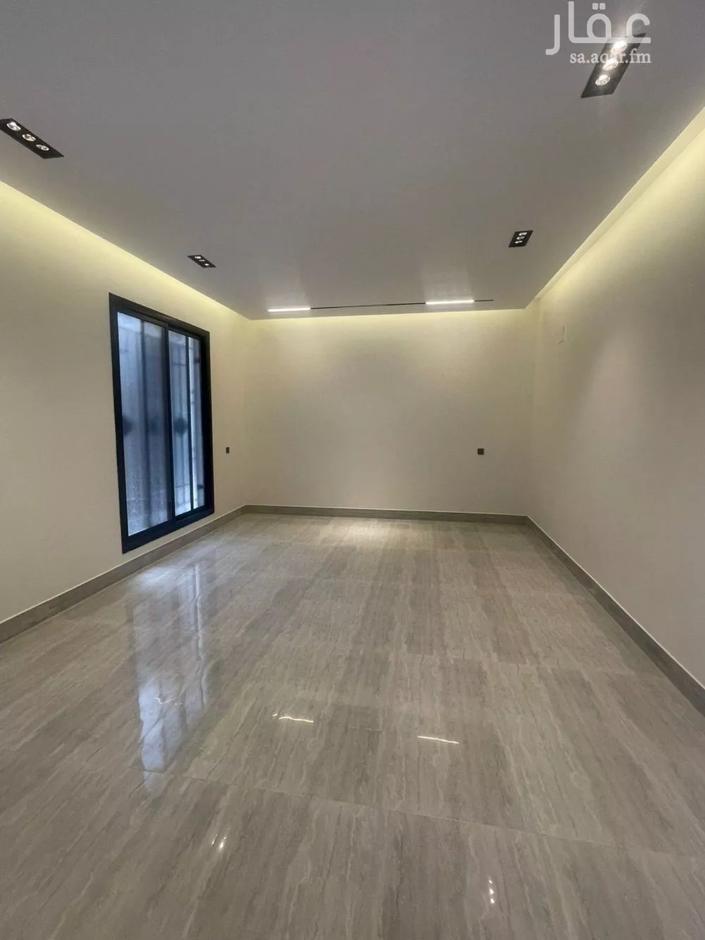 5 bedroom villa in Al Rimal 8