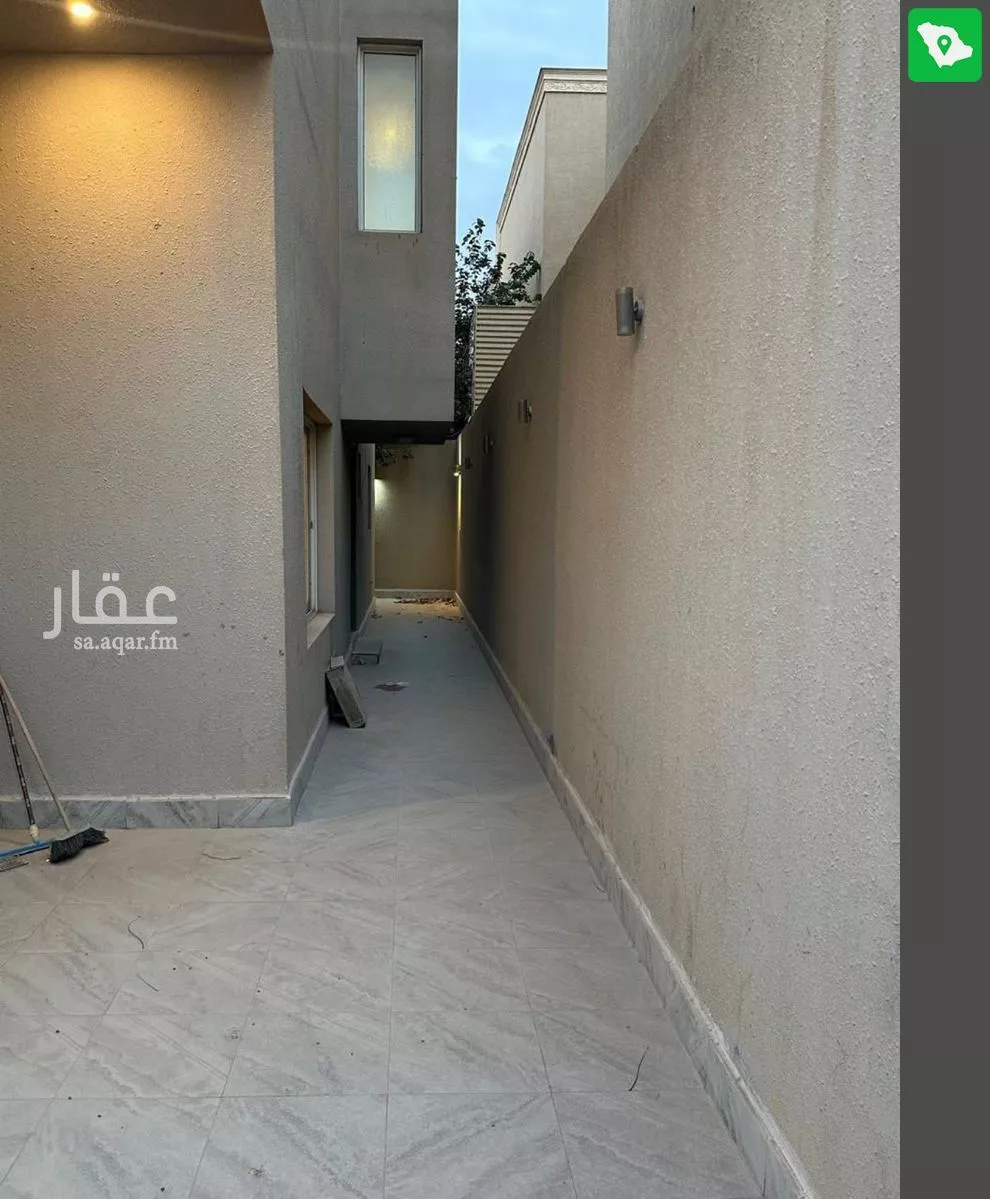 فيلا 6 غرف في العارض 4