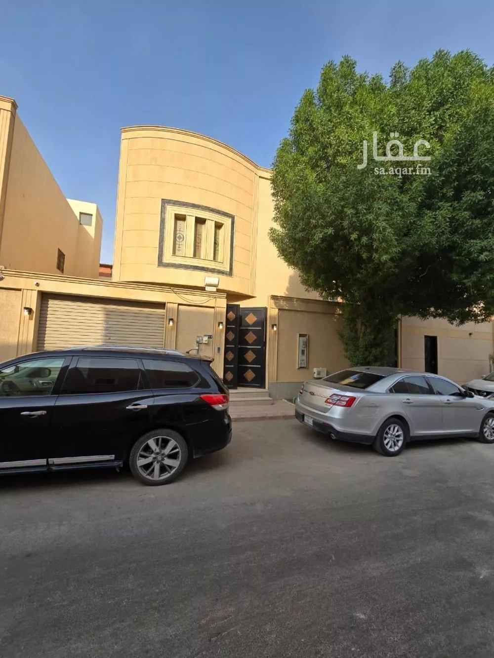 5 bedroom villa in Al Yasmin 6