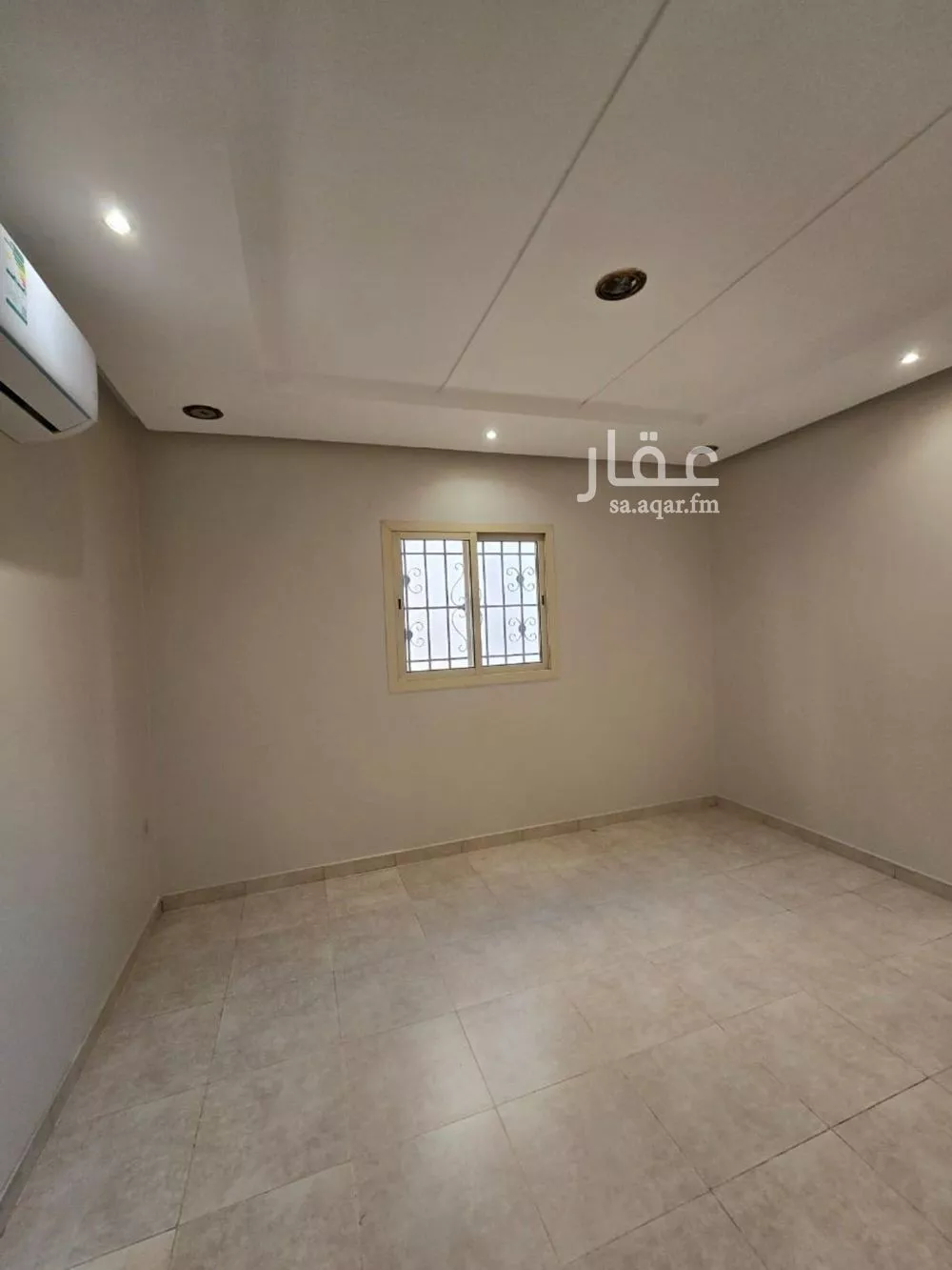5 bedroom villa in Al Yasmin 9