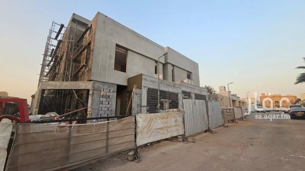 4 bedroom villa in Al Andalus 2