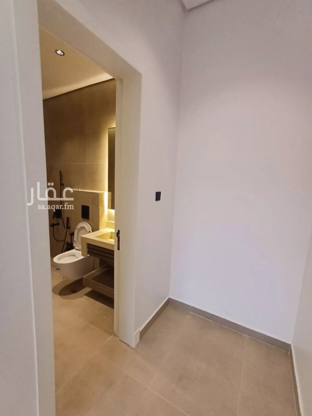 5 bedroom villa in Al Hazm, Riyadh 6