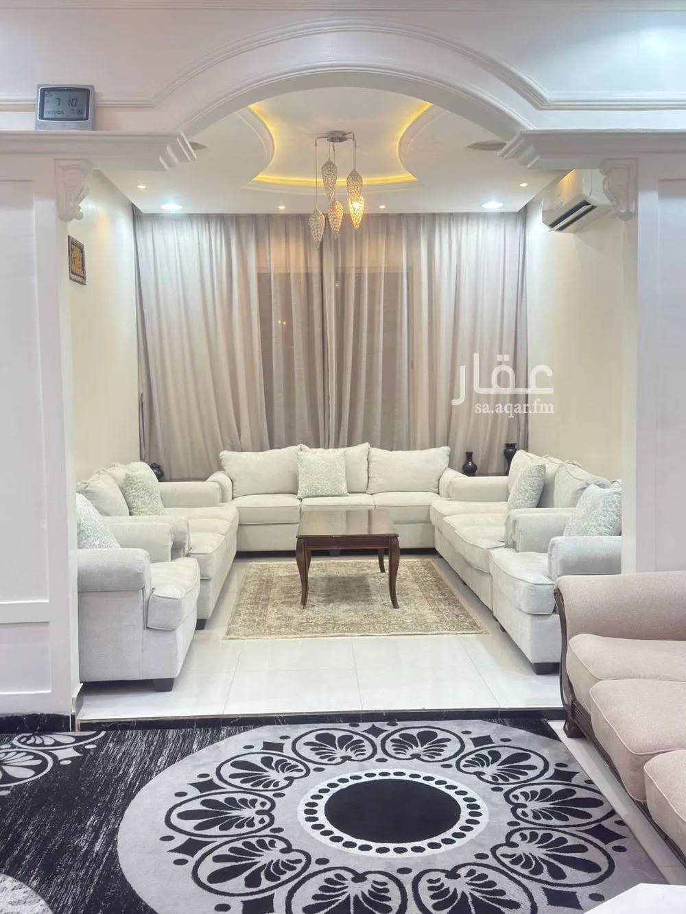 6 bedroom villa in Al Yarmouk 23