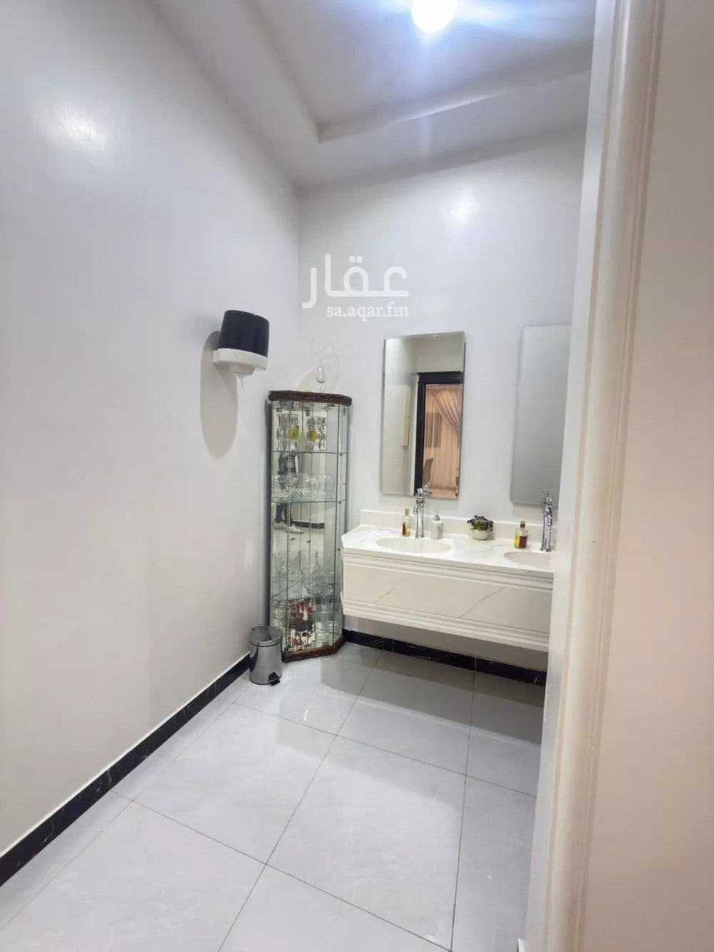 6 bedroom villa in Al Yarmouk 6