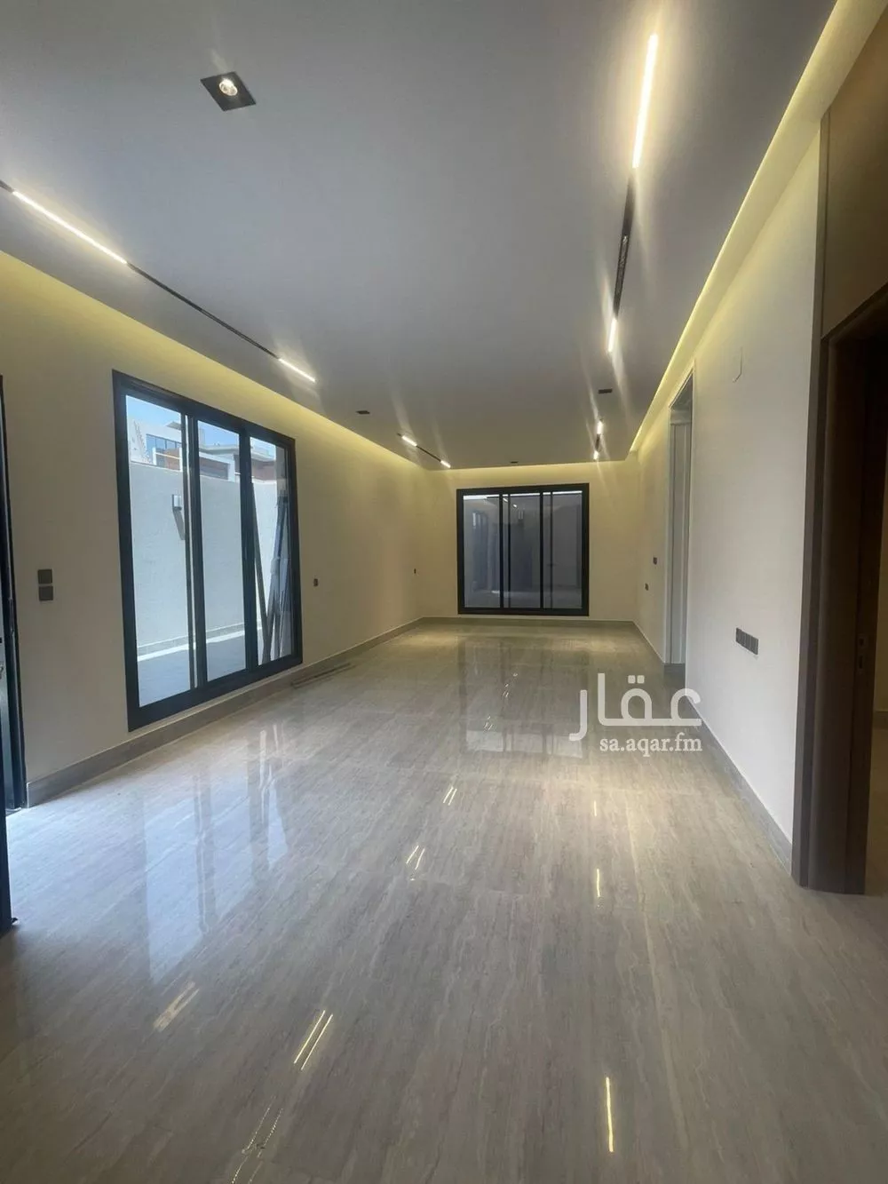 7 bedroom villa in Al Rimal 12