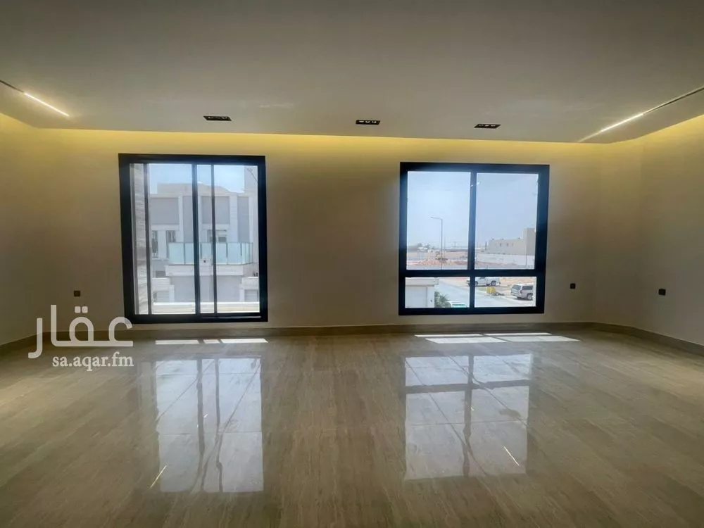 7 bedroom villa in Al Rimal 7