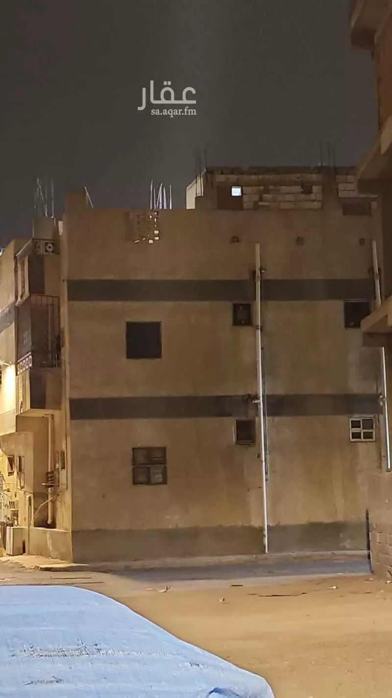 building in Bani Abdulashhal, Madinah 2