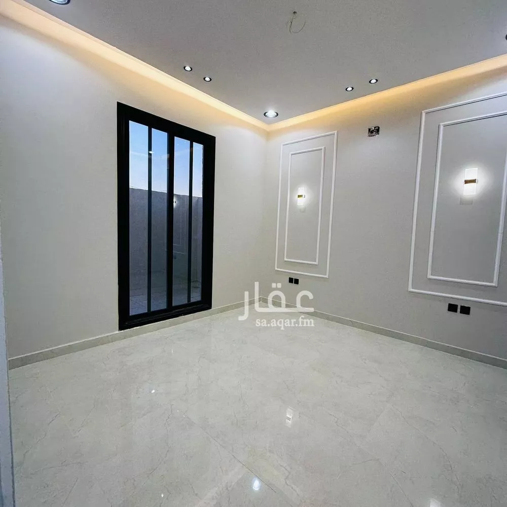 9 bedroom villa in Dhahrat Namar 11