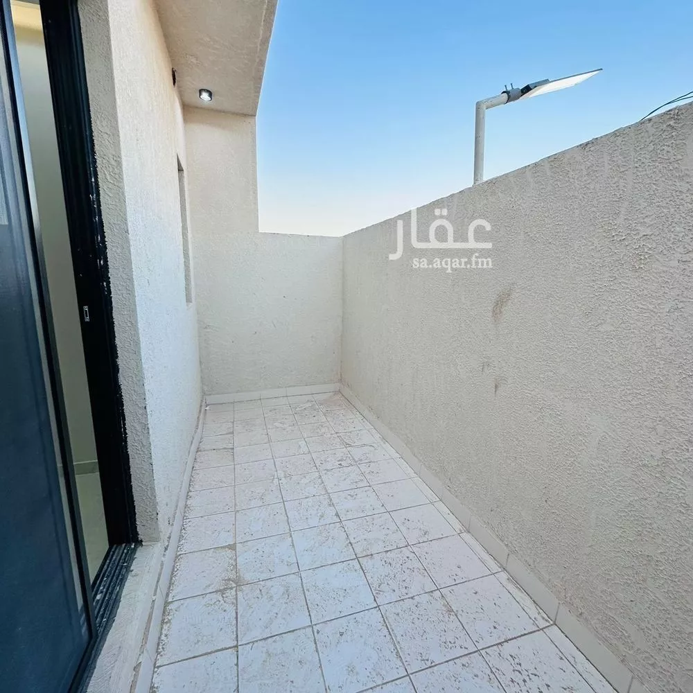 9 bedroom villa in Dhahrat Namar 20