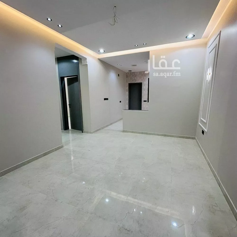 9 bedroom villa in Dhahrat Namar 22