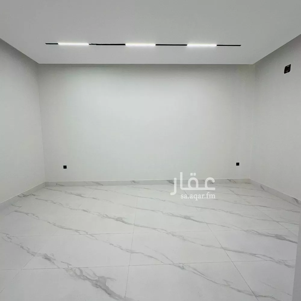 9 bedroom villa in Dhahrat Namar 5