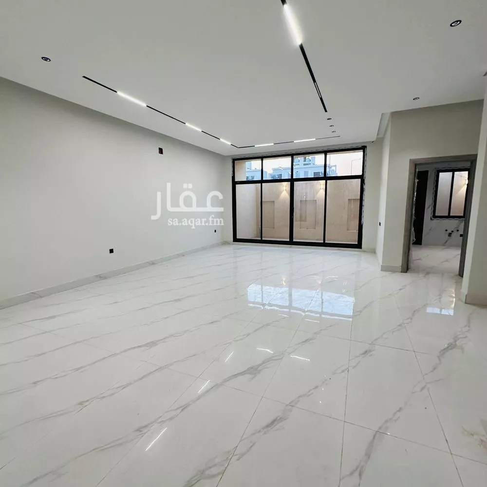 9 bedroom villa in Dhahrat Namar 6
