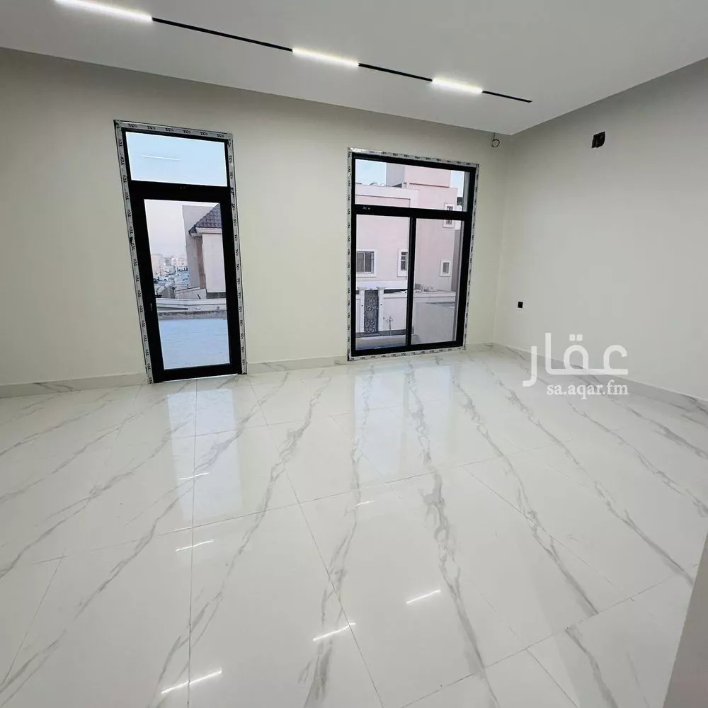 9 bedroom villa in Dhahrat Namar 7