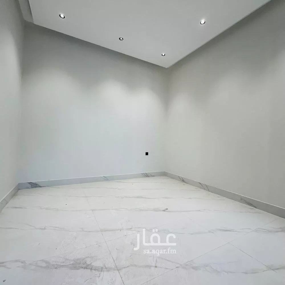 9 bedroom villa in Dhahrat Namar 9
