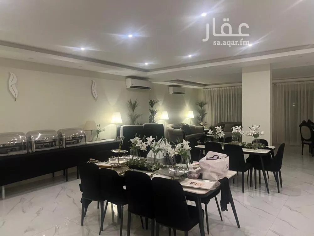 13 bedroom villa in Al Rawdah 5