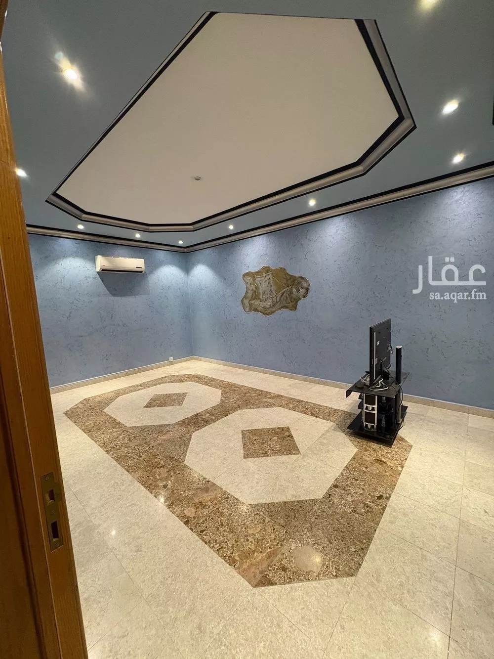فيلا 7 غرف في التعاون 7