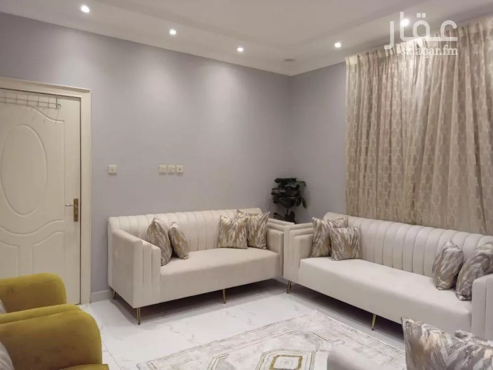 13 bedroom villa in Al Aridh 6