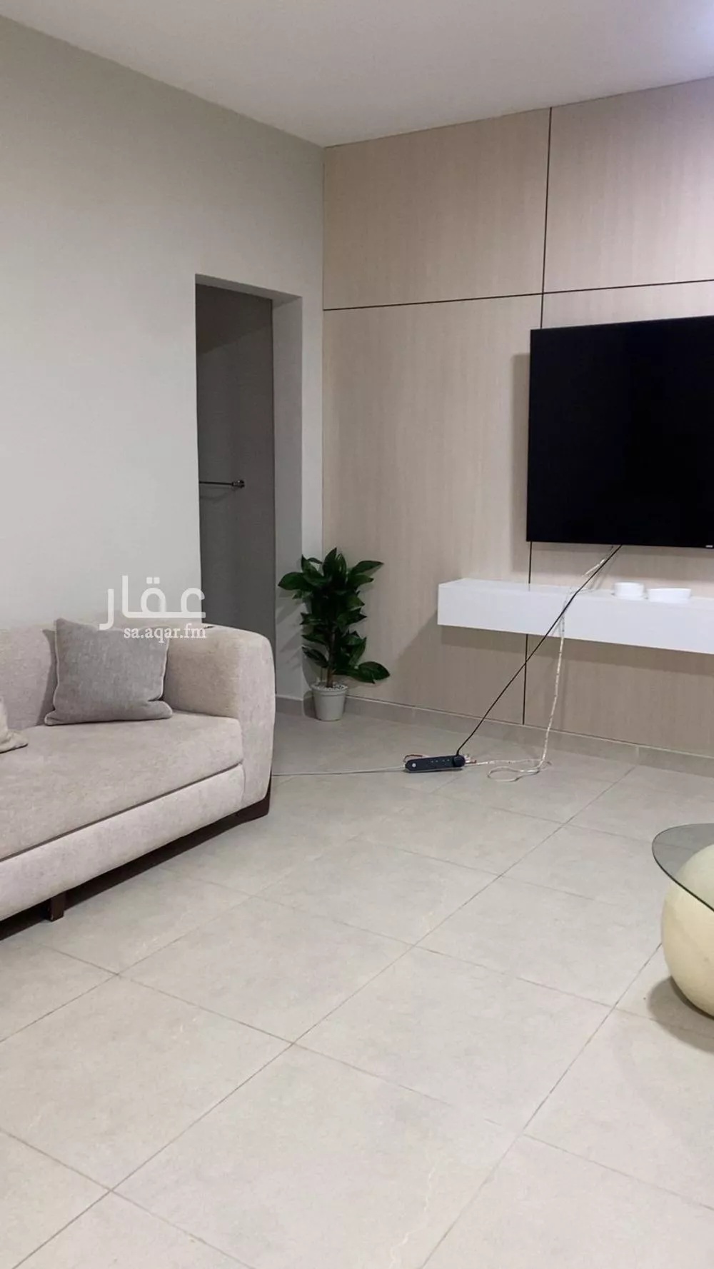 5 bedroom villa in Al Janadriyah 2