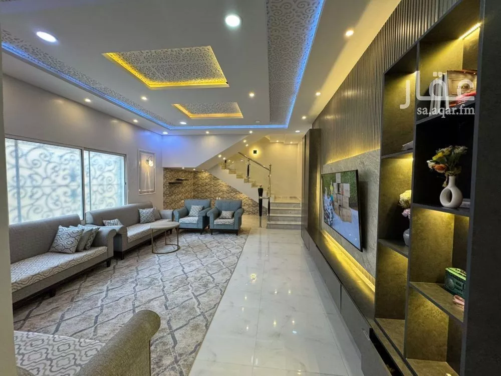 6 bedroom apartment in Tuwaiq 4