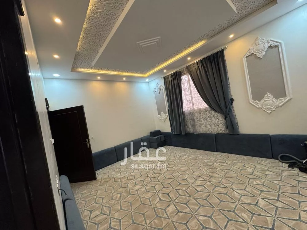 6 bedroom apartment in Tuwaiq 5