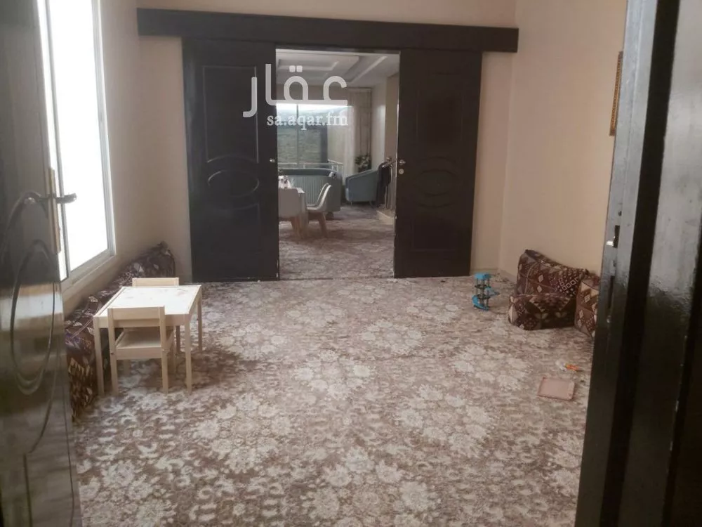 فيلا 4 غرف في طويق 4