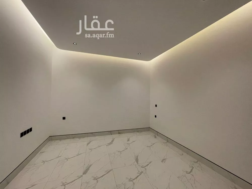 فيلا 5 غرف في النرجس 12