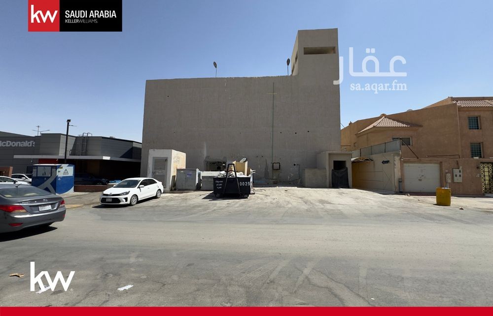 shop in As Suwaidi Al Gharabi, Riyadh 9