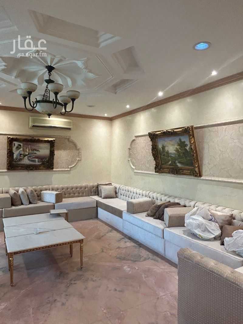 4 bedroom villa in As Suwaidi Al Gharabi, Riyadh 5