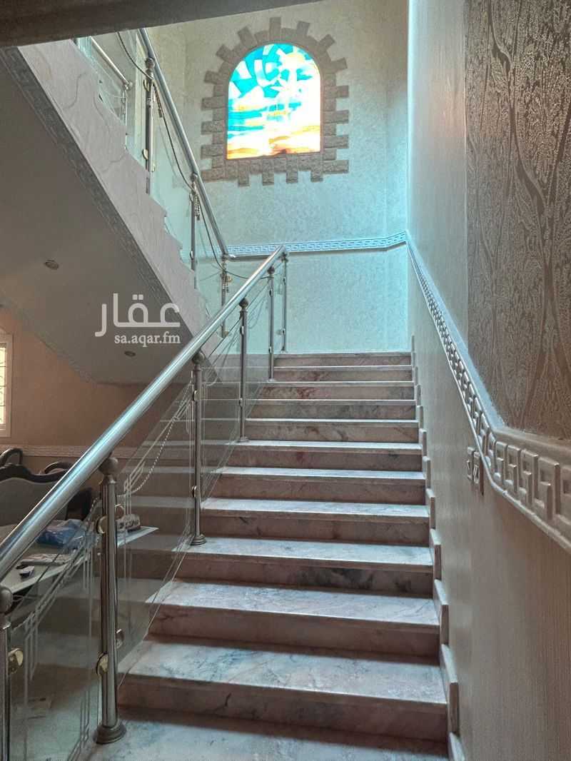 4 bedroom villa in As Suwaidi Al Gharabi, Riyadh 9