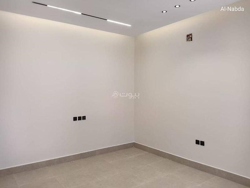 4 bedroom villa in Al Zahrah, Riyadh 7