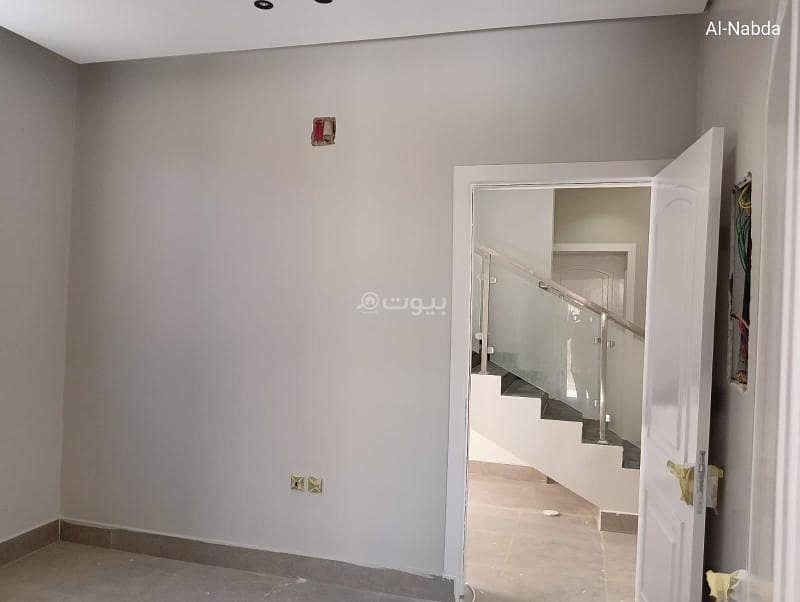 4 bedroom villa in Al Zahrah, Riyadh 11