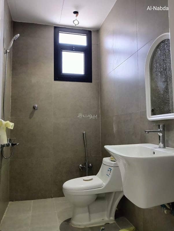 4 bedroom villa in Al Zahrah, Riyadh 14