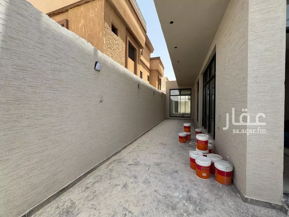 فيلا 6 غرف في الملك فيصل 10