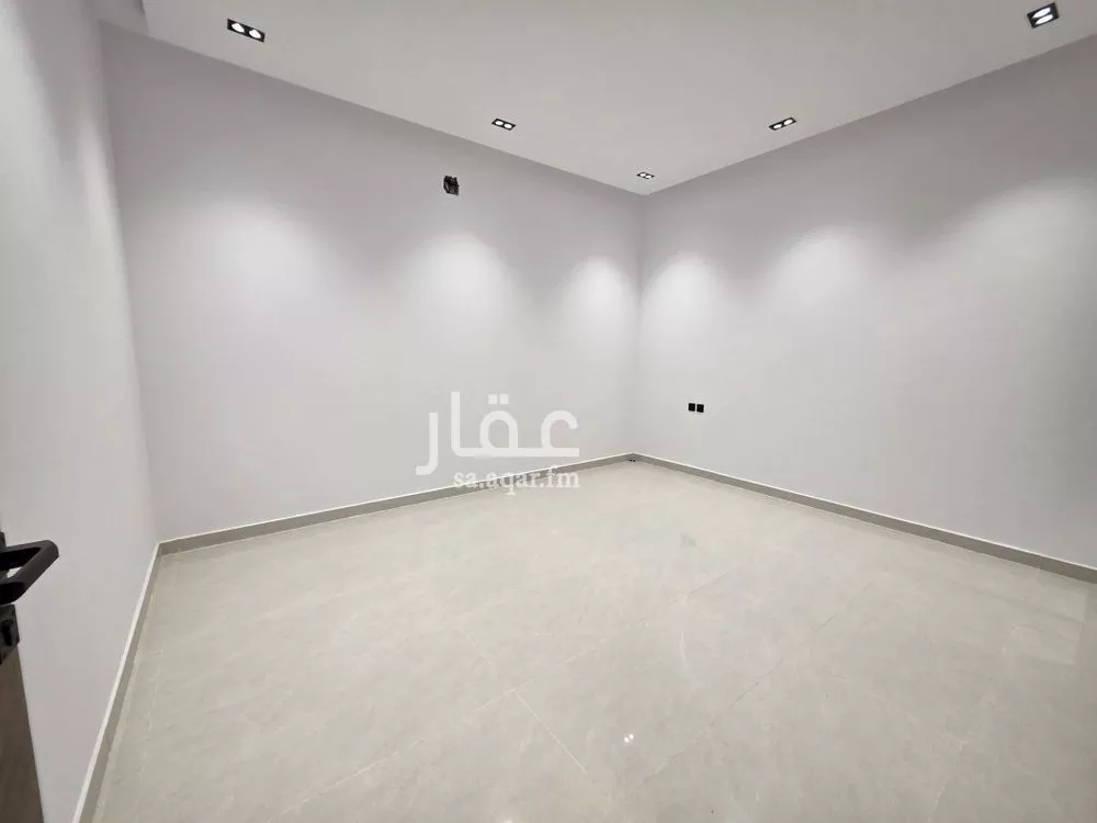 فيلا 6 غرف في طويق 3