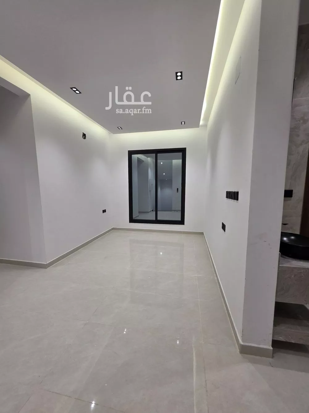 فيلا 6 غرف في طويق 7